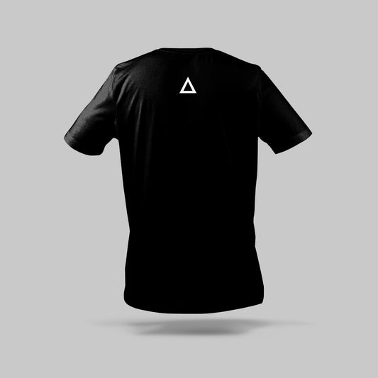 Zamna Club Tee — Core Logo (Manga Corta)